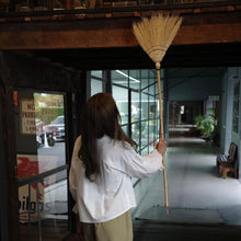 Baan Boon - Cobweb Broom Natural