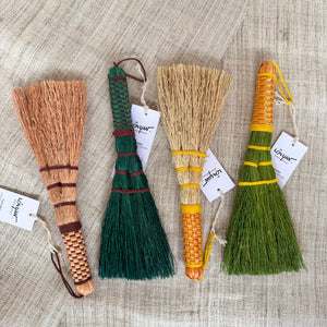 Baan Boon - Cutter Brush Clay