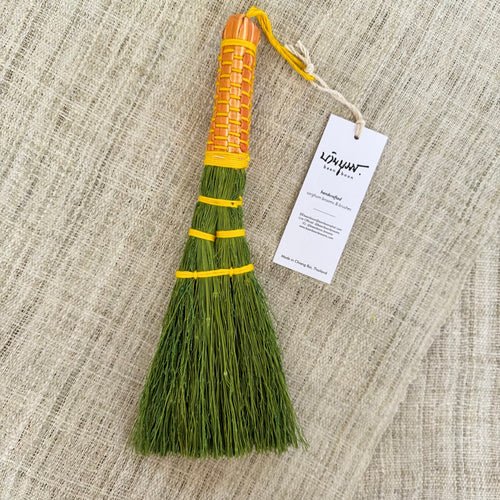 Baan Boon - Cutter Brush Green