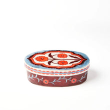 Jones & Co - Samira Large Box Flowers