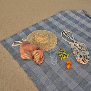 Mungo - Picnic Blanket Plum