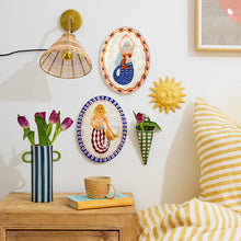 Jones & Co - Mermaid Coral Cowrie