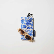 Project Ten Glasses Case - Feast