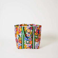 Project Ten Shopper - Coastal Floral